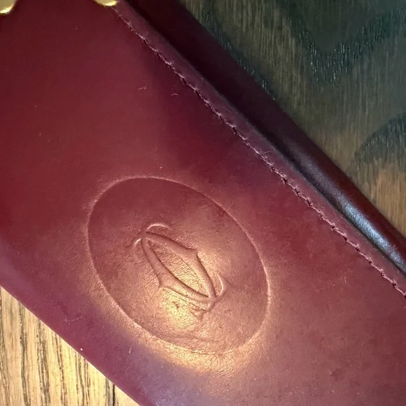Cartier vintage Red Leather key Case with Gold Corner Accents - Picture 3 of 5